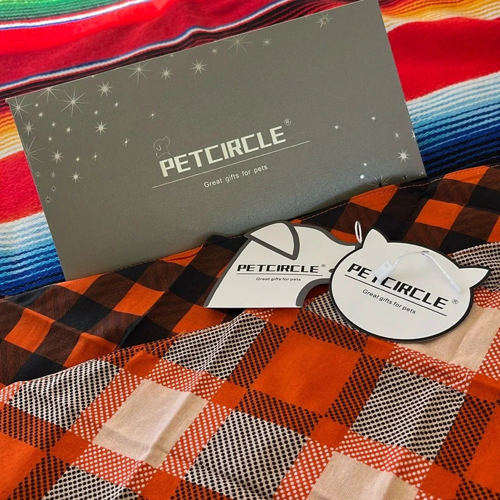 PETCIRCLE BANDANA SET OF 2 - Size Medium - NWT - Dogs or Cats